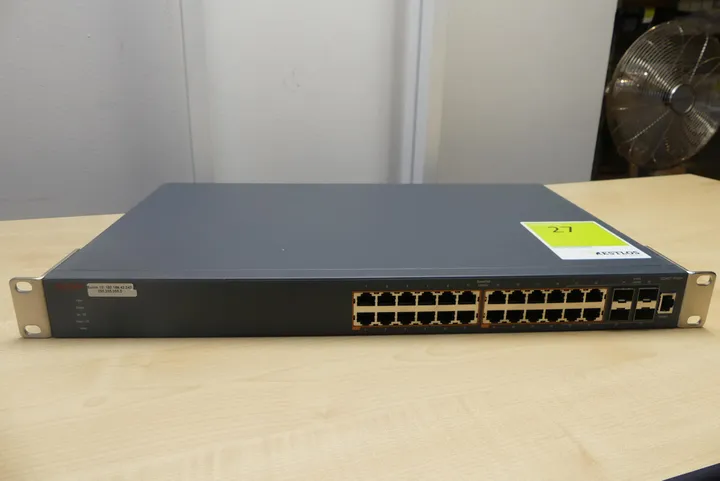 Avaya Netzwerk-Switch, PoE Modell: ERS3524GT-PWR+ No PC